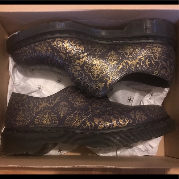 Dr. Martens Shoes - Dr. Martens
